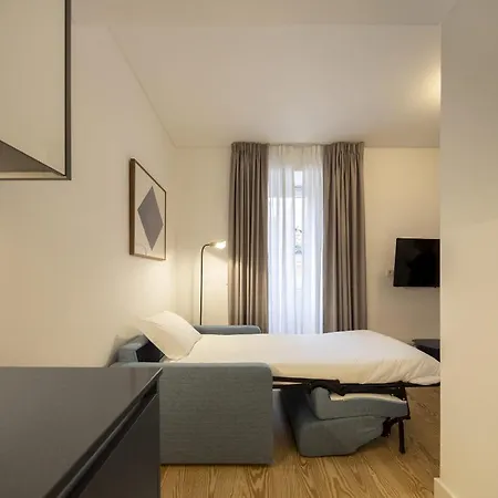 Serviced - Santos * Lisbon