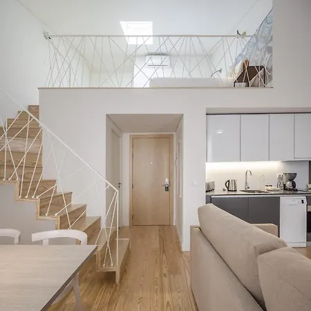 Serviced - Santos Apartment Lisbon