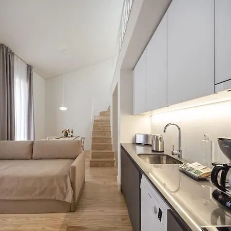 Serviced - Santos Apartment *