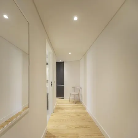 Serviced - Santos Apartment Lisbon